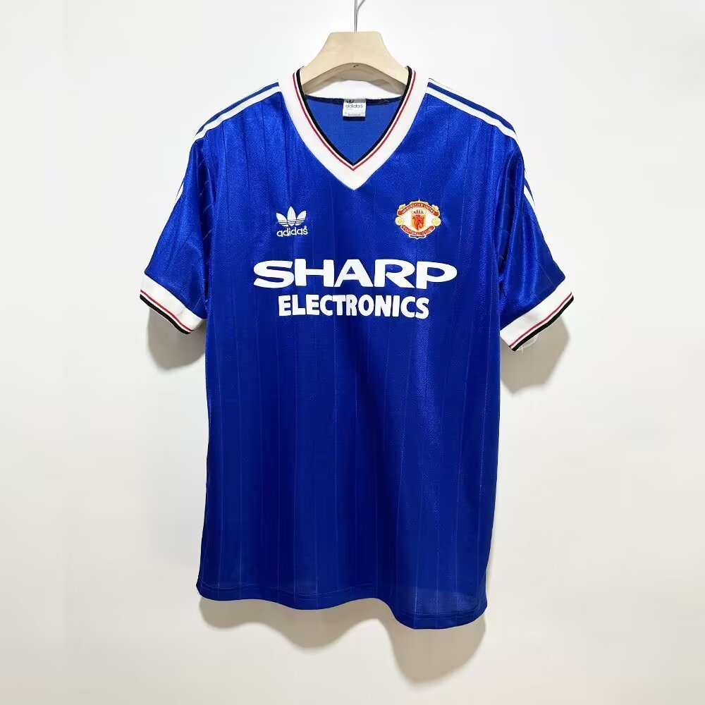 1982-1983 Manchester United 3rd away Retro