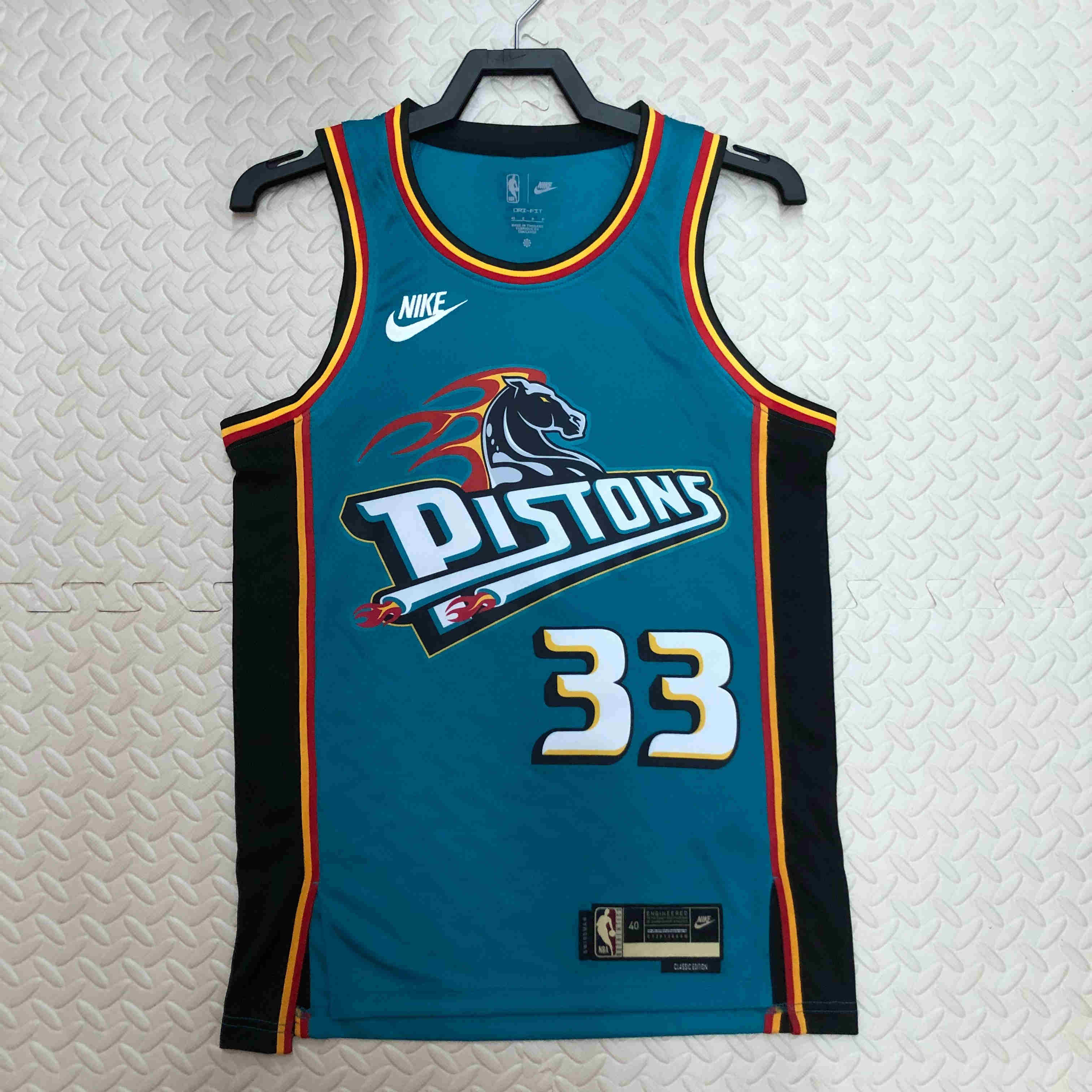 Detroit Pistons NBA Jersey Hill 33