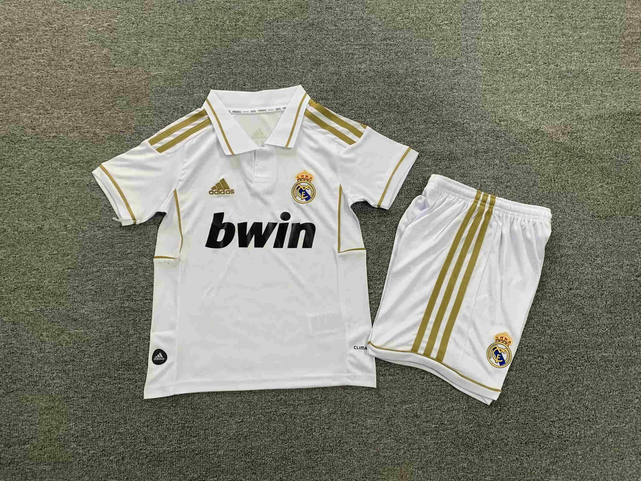 2011-2012 Real Madrid home  kids kit
